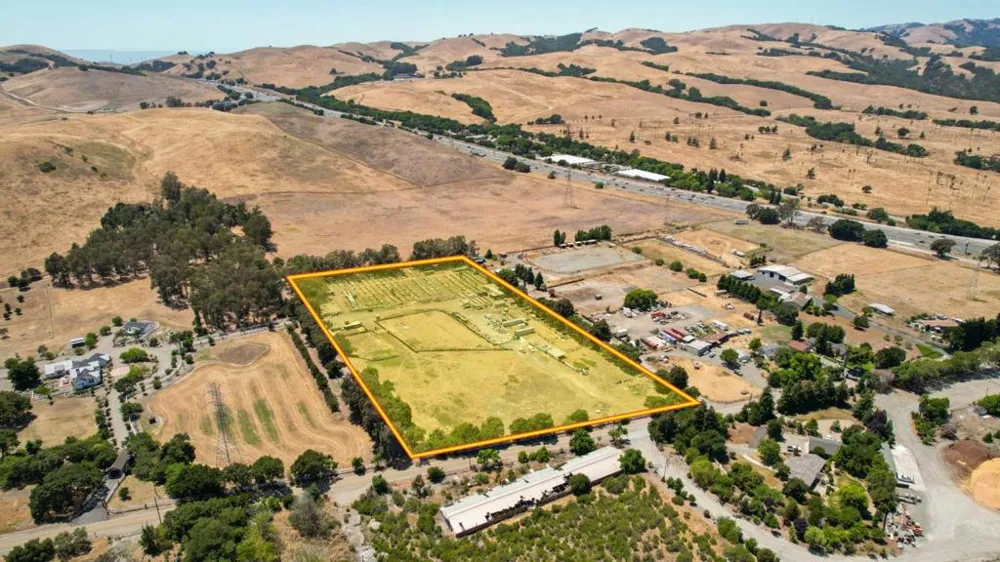 3313 Andrade Road Sunol, CA 94586