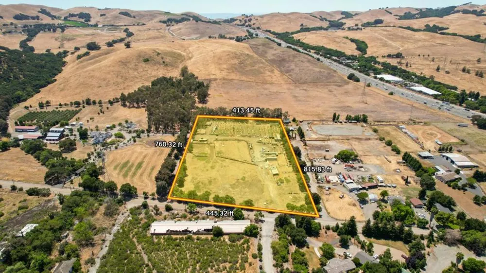 3313 Andrade Road Sunol, CA 94586