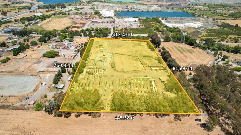 3313 Andrade Road Sunol, CA 94586
