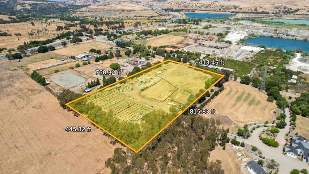 3313 Andrade Road Sunol, CA 94586