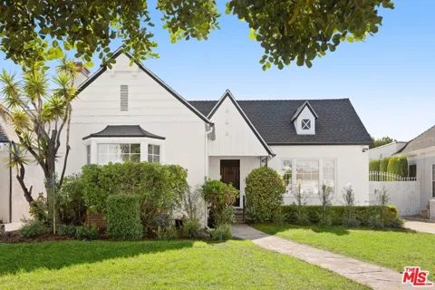 211 S Formosa Avenue