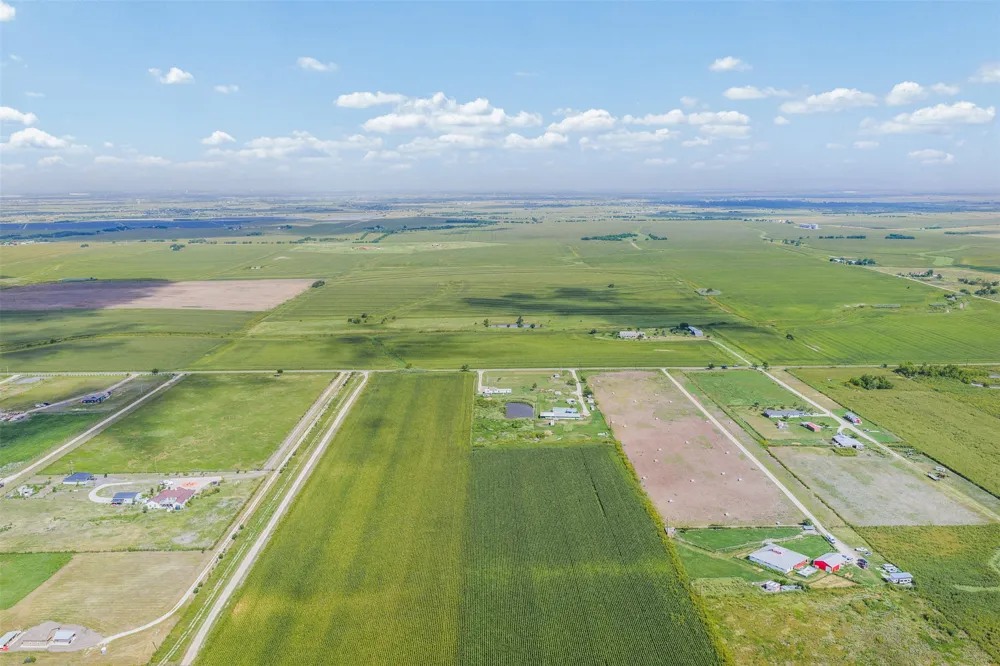 18108 Werchan Lane Coupland, TX 78615