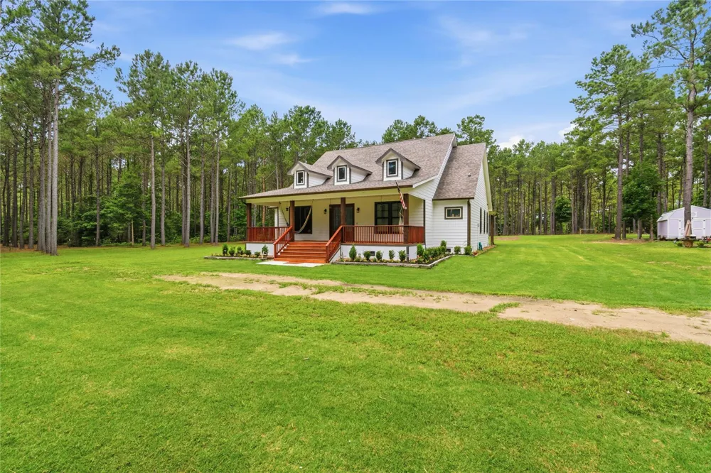 1780 Josserand Road Groveton, TX 75845
