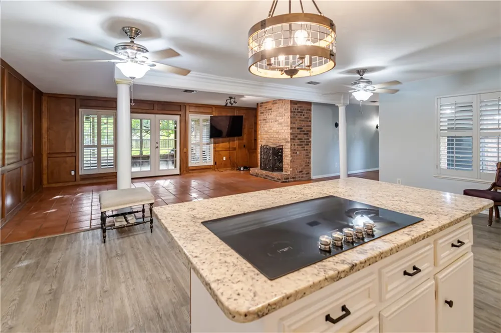 341 Brenda Kingsville, TX 78363
