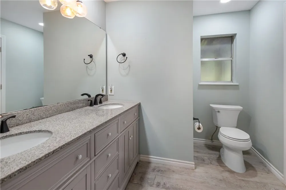 341 Brenda Kingsville, TX 78363
