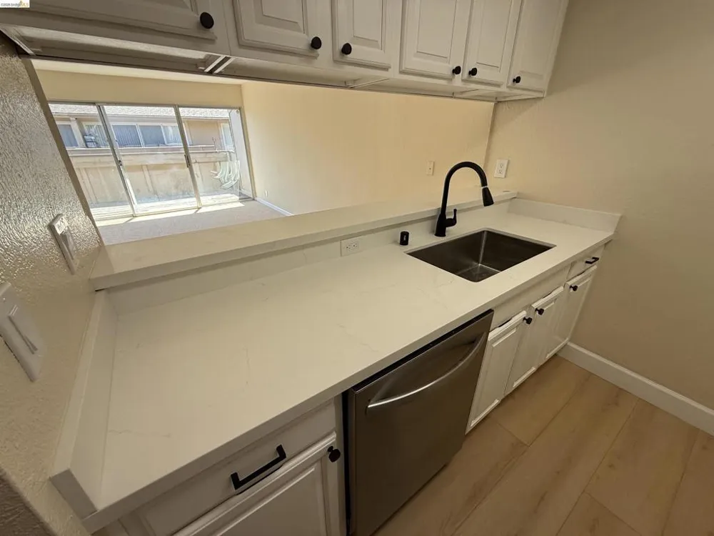 260 Industrial Pkwy #38 Hayward, CA 94544