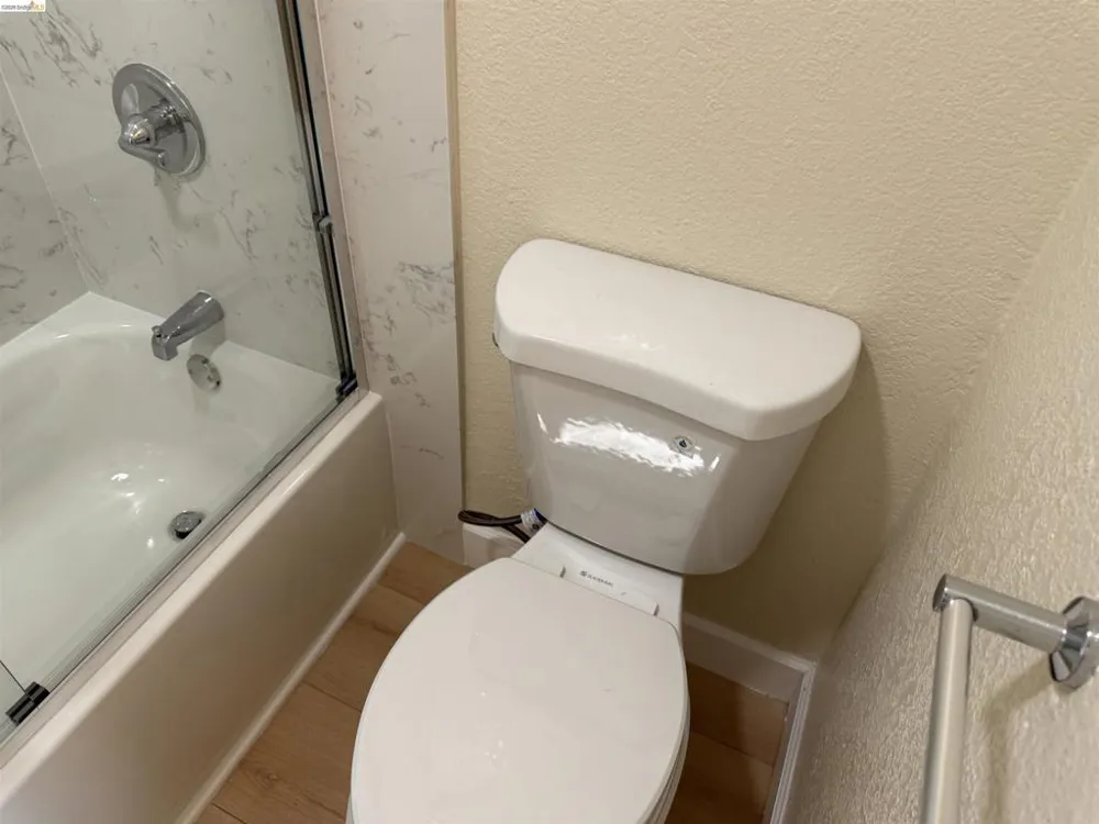 260 Industrial Pkwy #38 Hayward, CA 94544