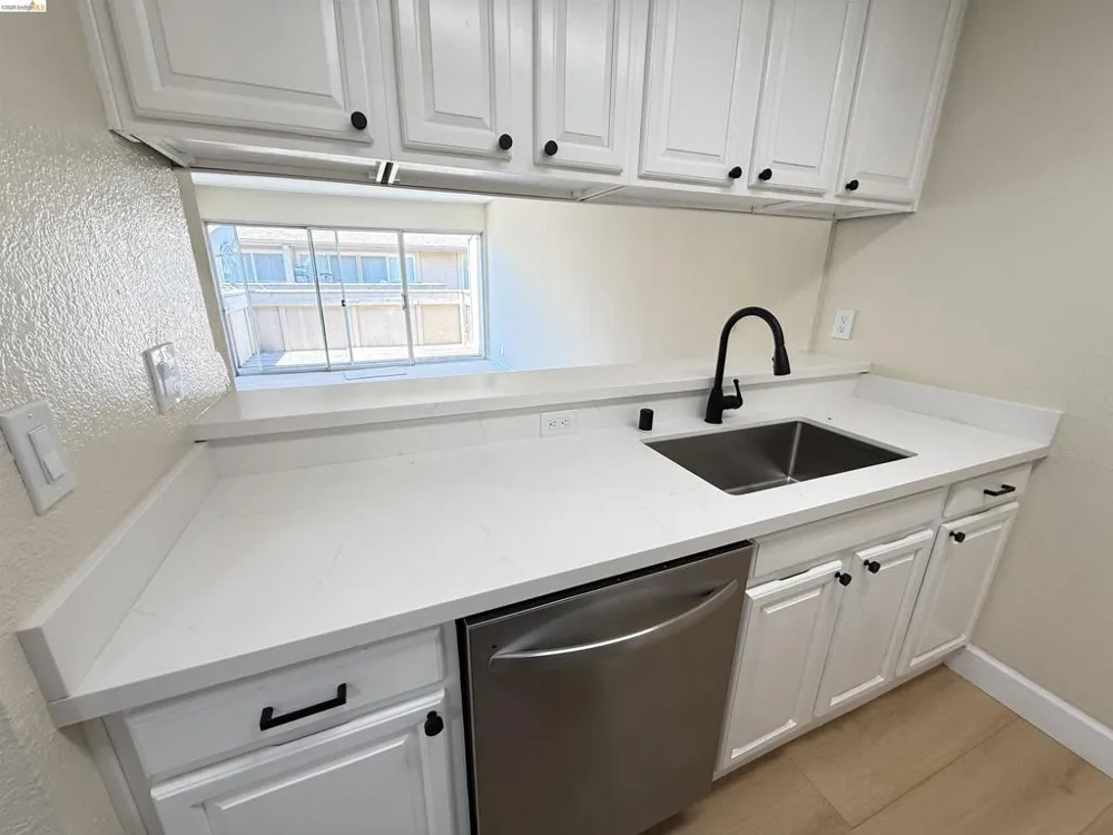 260 Industrial Pkwy #38 Hayward, CA 94544