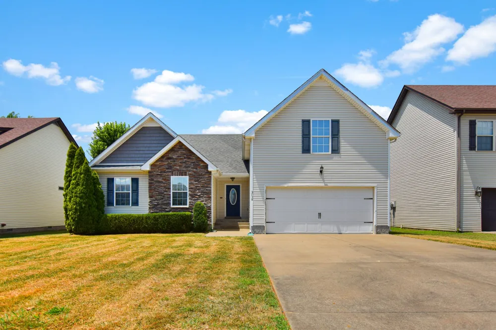 3738 Suiter Road Clarksville, TN 37040