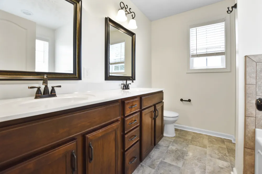 3738 Suiter Road Clarksville, TN 37040