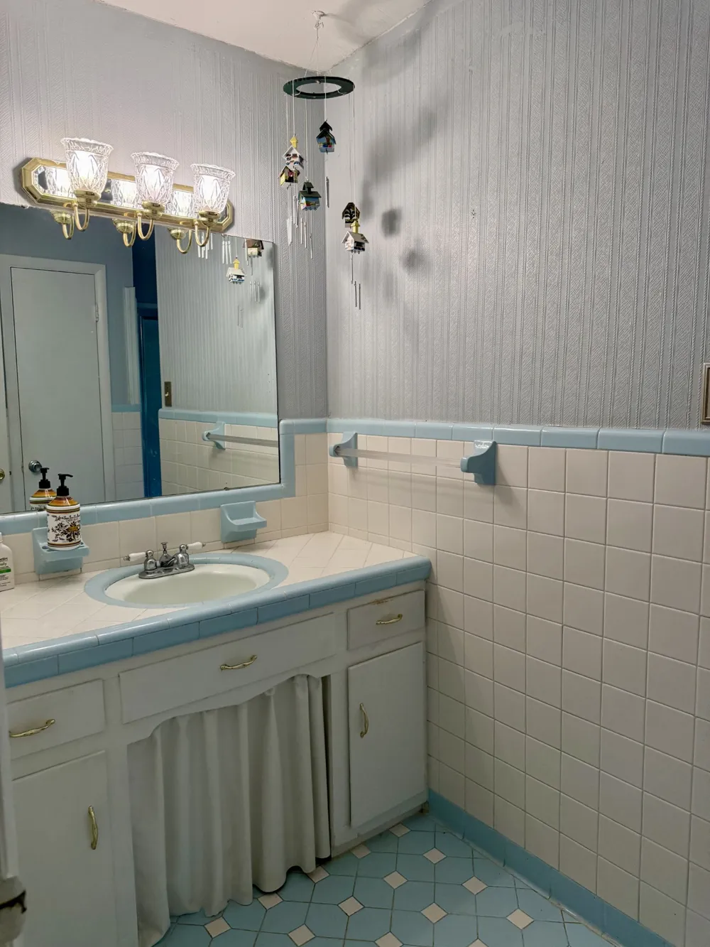 301 W College St Summertown, TN 38483