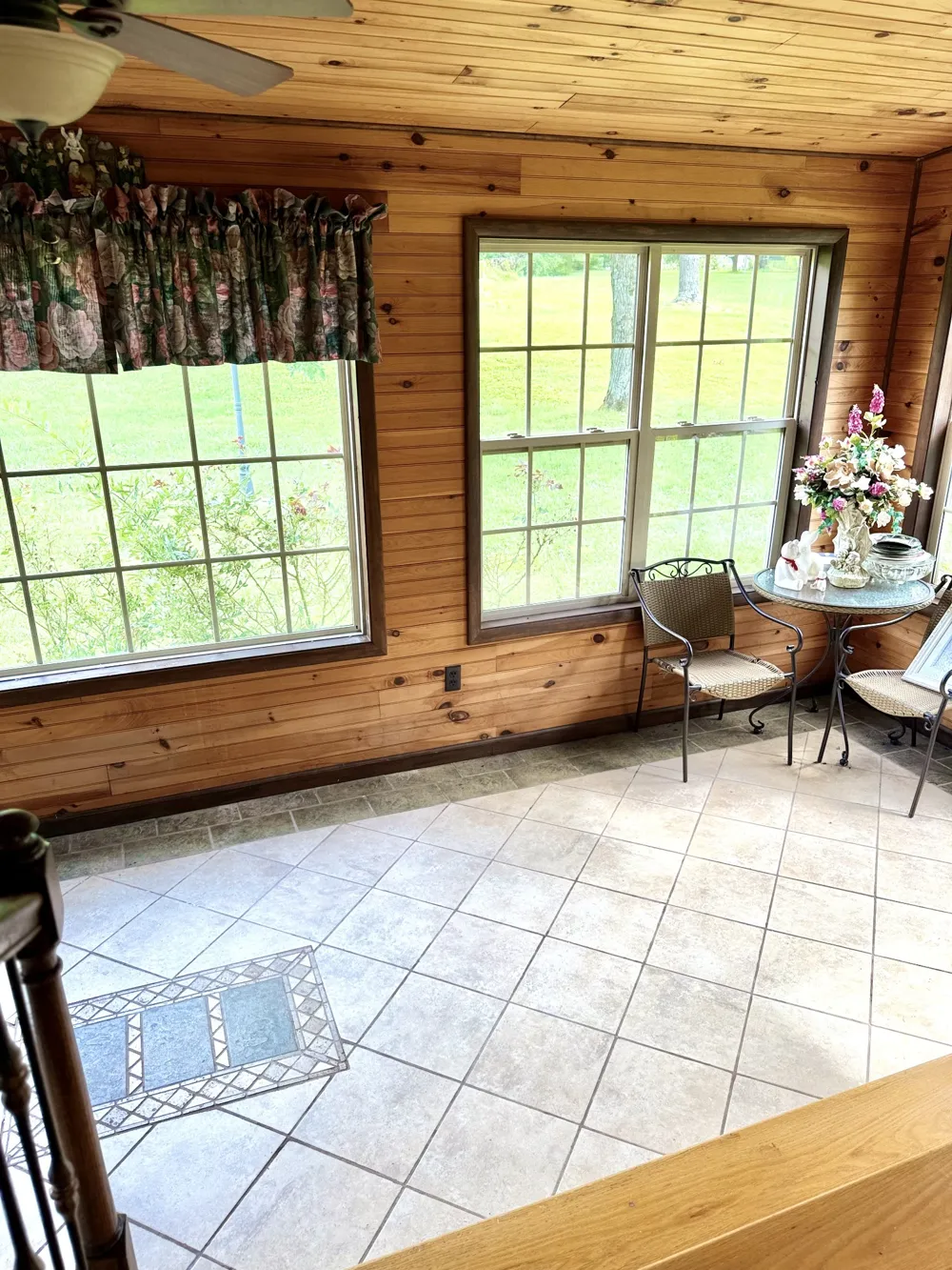 301 W College St Summertown, TN 38483
