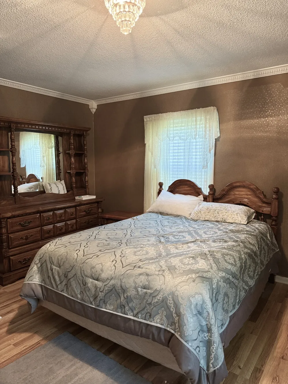 301 W College St Summertown, TN 38483
