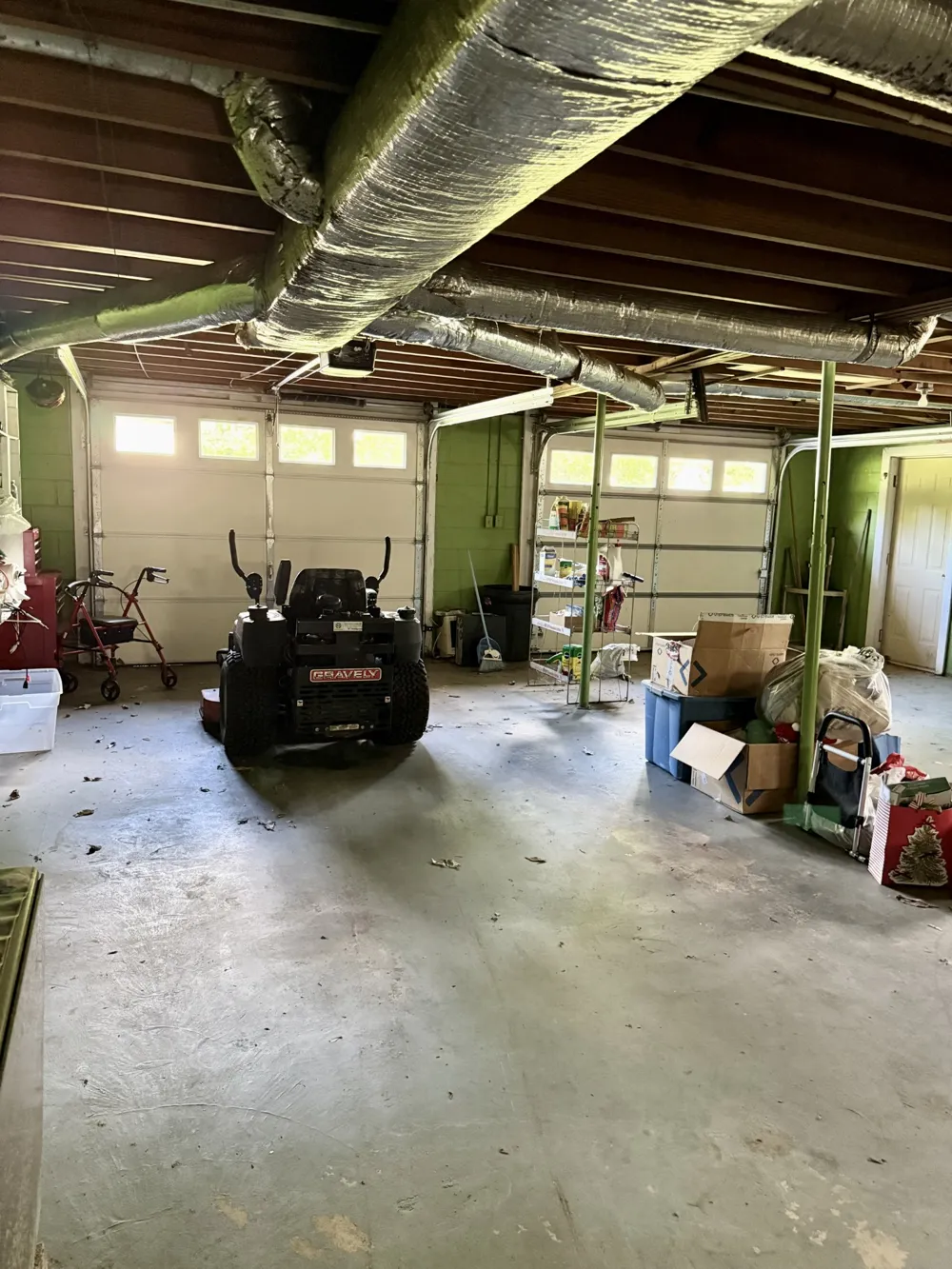 301 W College St Summertown, TN 38483