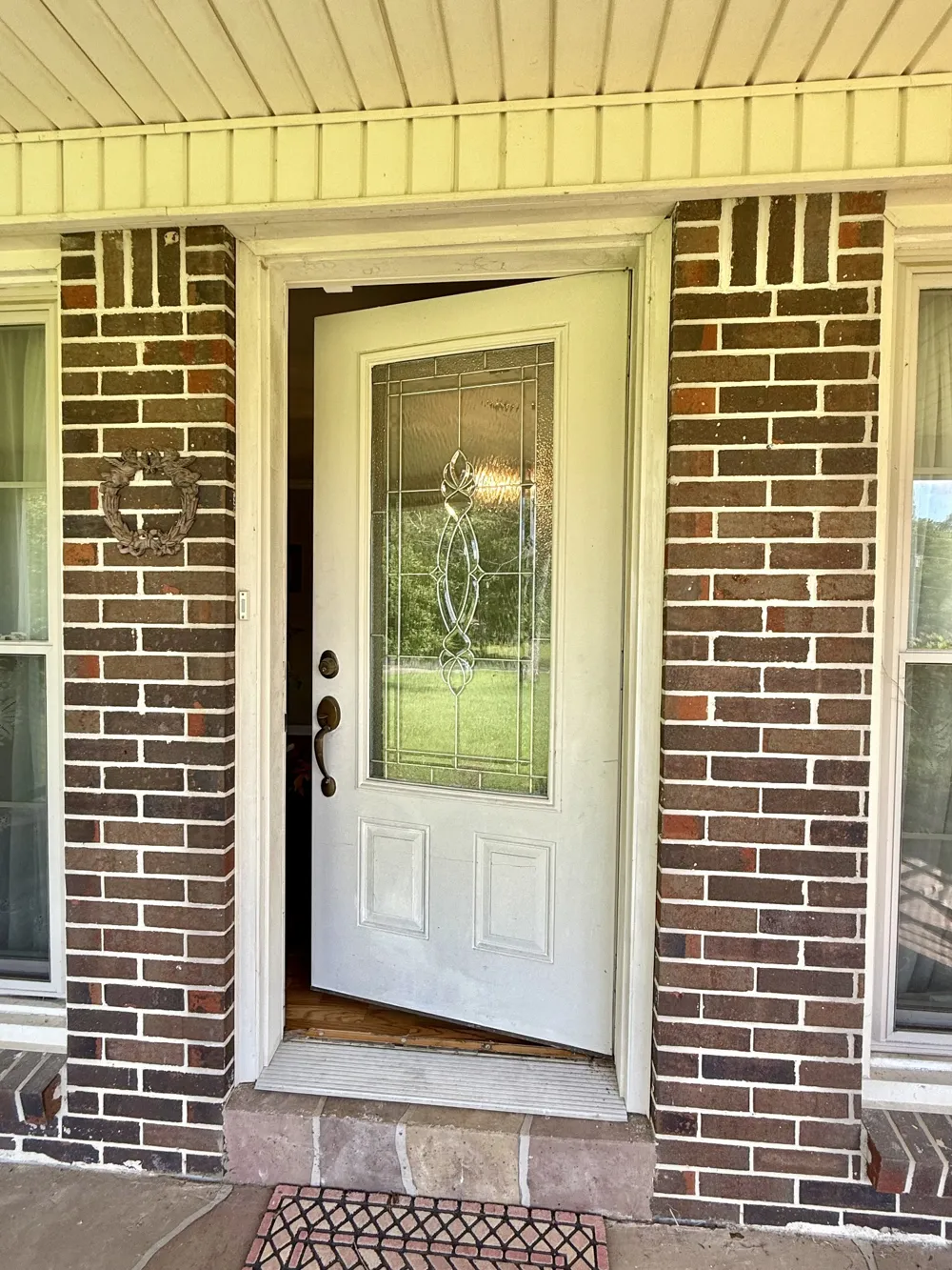 301 W College St Summertown, TN 38483