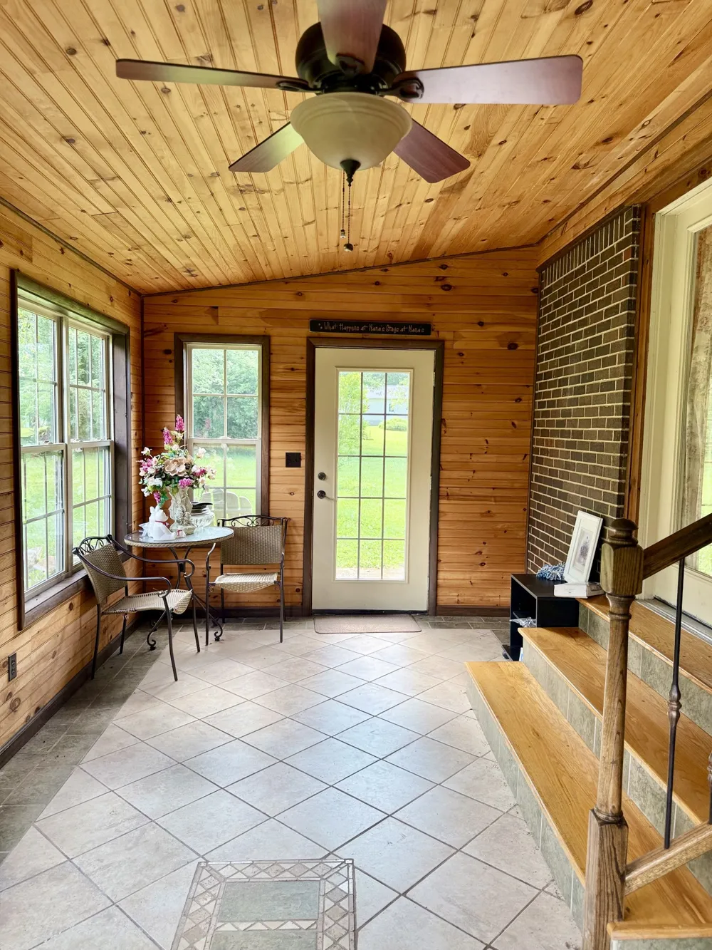 301 W College St Summertown, TN 38483