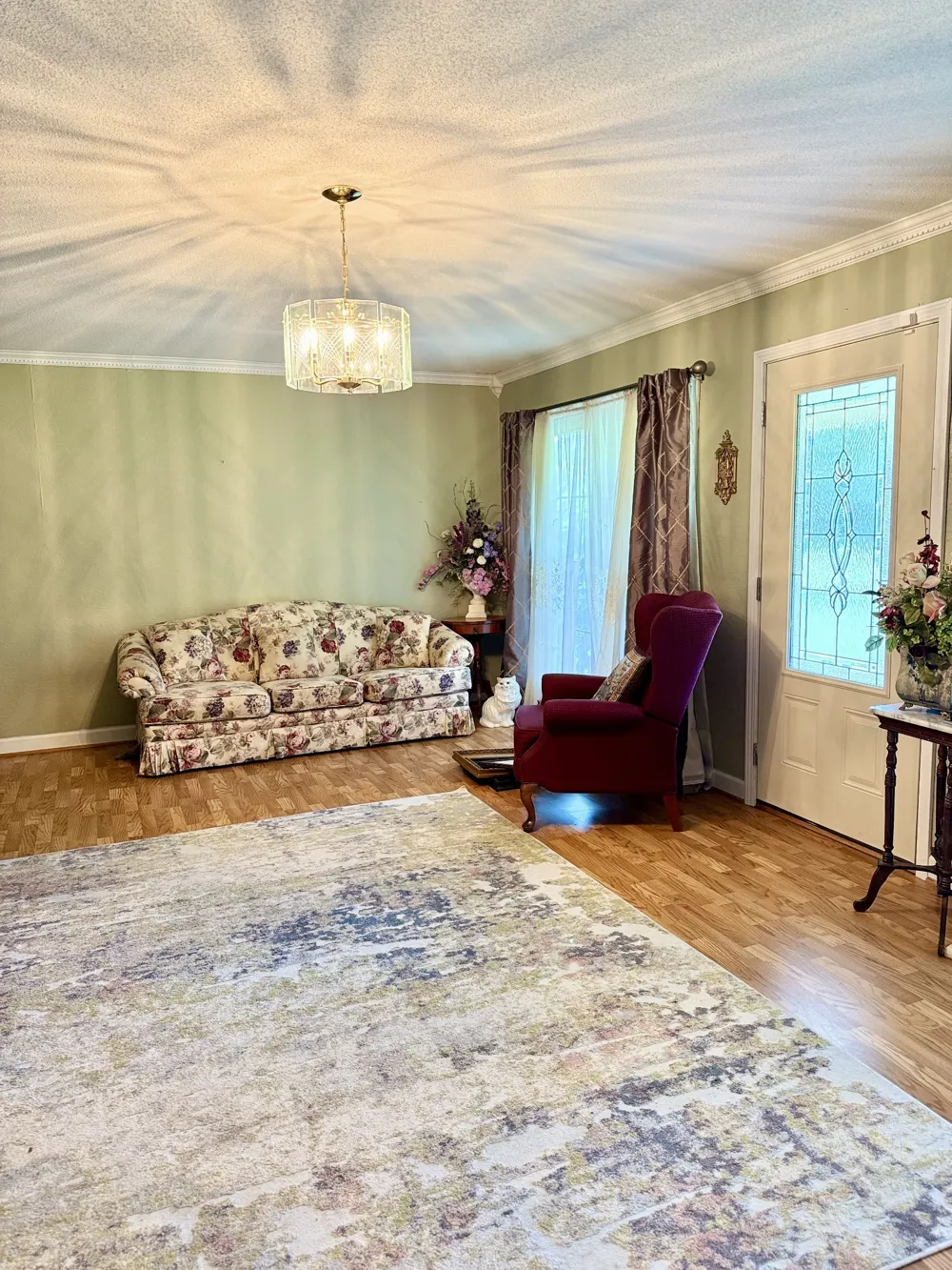 301 W College St Summertown, TN 38483