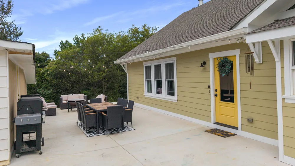 621 Highland Avenue NW Cleveland, TN 37311