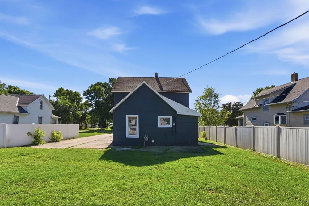 406 12th Street S Benson, MN 56215