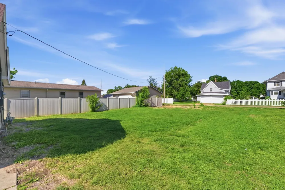 406 12th Street S Benson, MN 56215