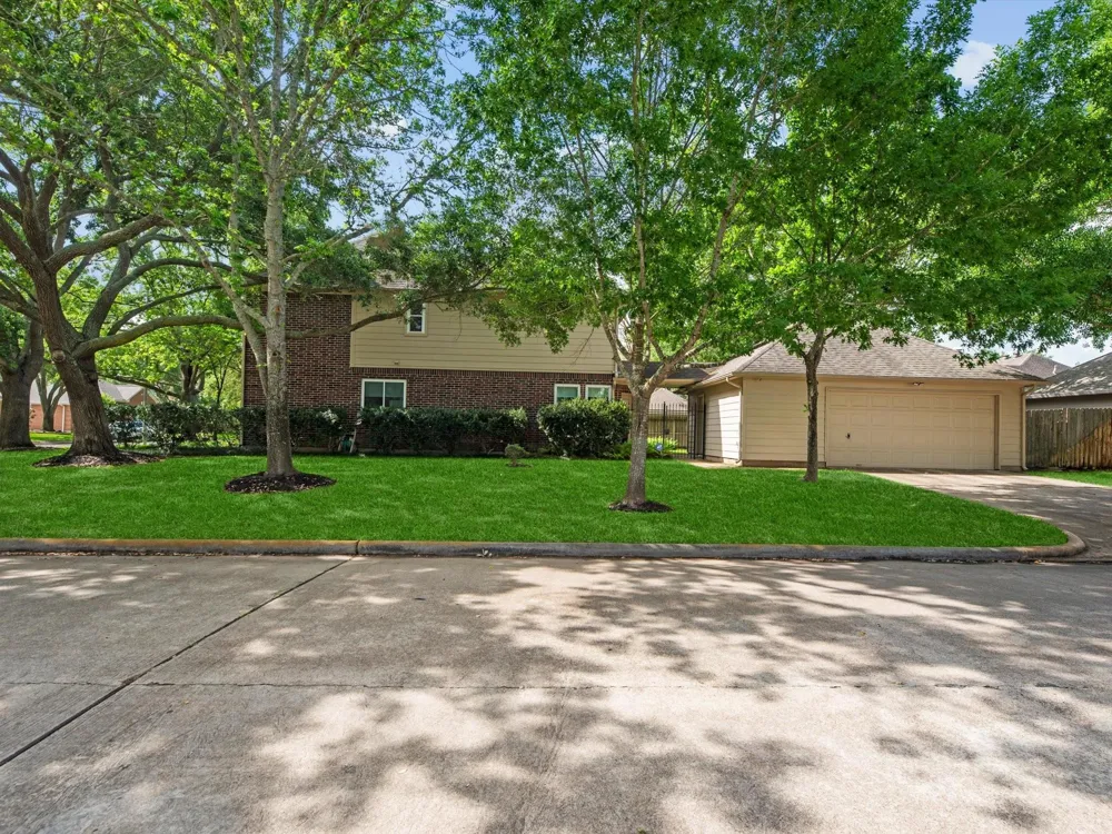 502 Airybrook Lane Houston, TX 77094
