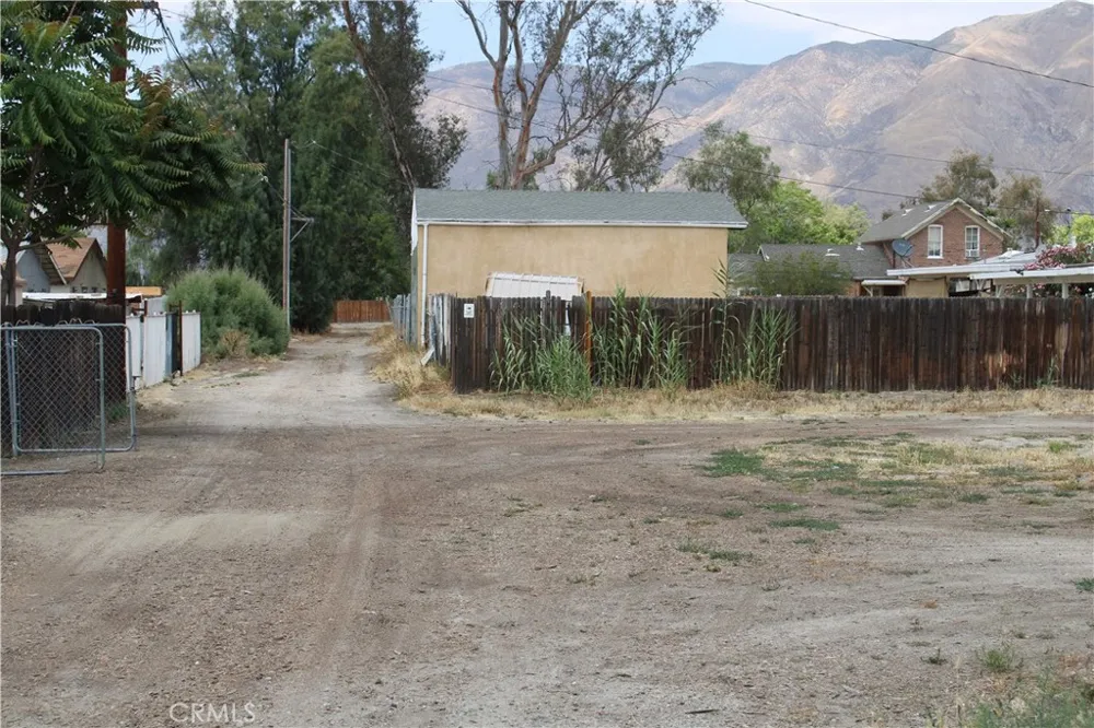 19 Algona Avenue San Jacinto, CA 92583