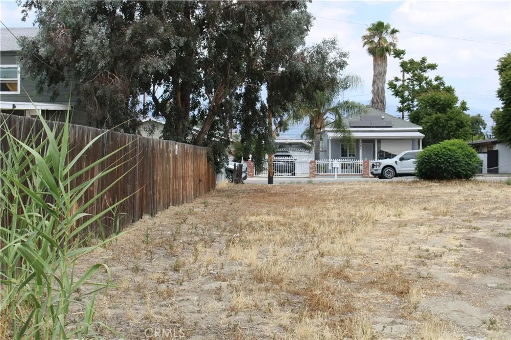 19 Algona Avenue San Jacinto, CA 92583