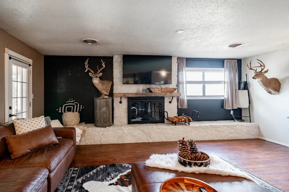 616 W Main Street Bronte, TX 76933