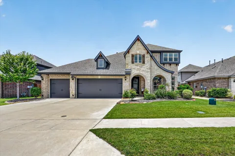 1943 Silverleaf Drive