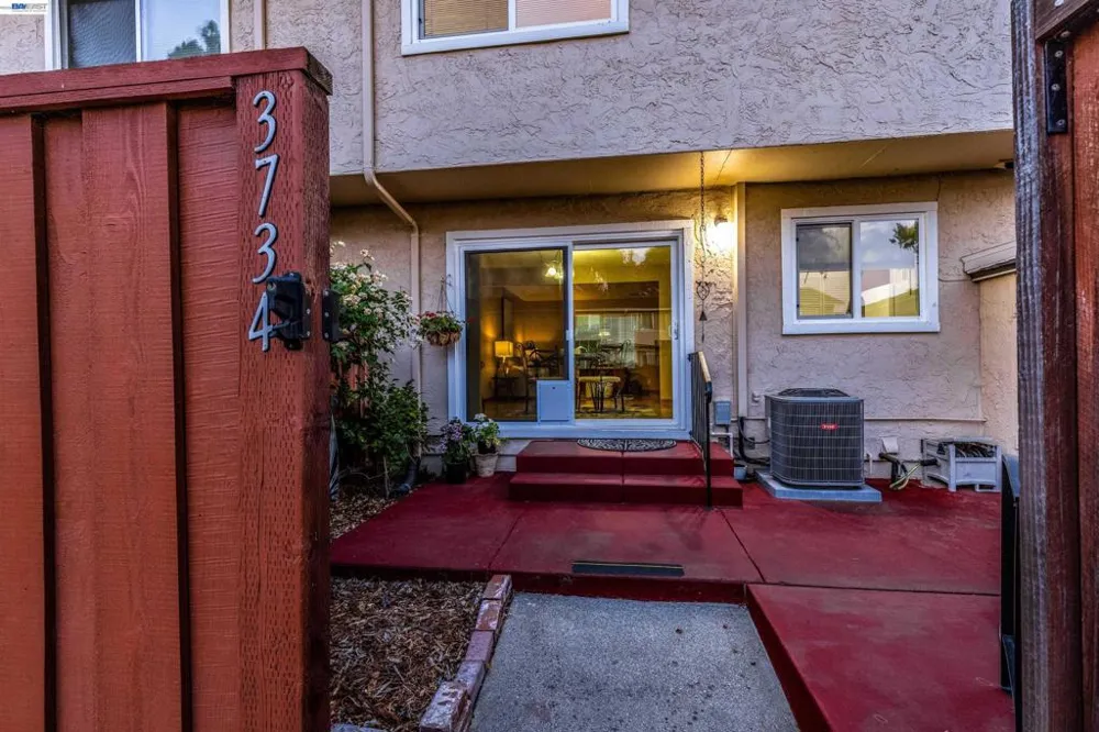3734 Carrigan Cmn Livermore, CA 94550