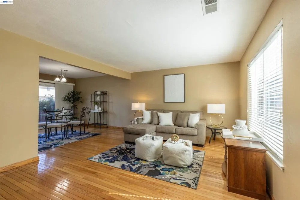 3734 Carrigan Cmn Livermore, CA 94550
