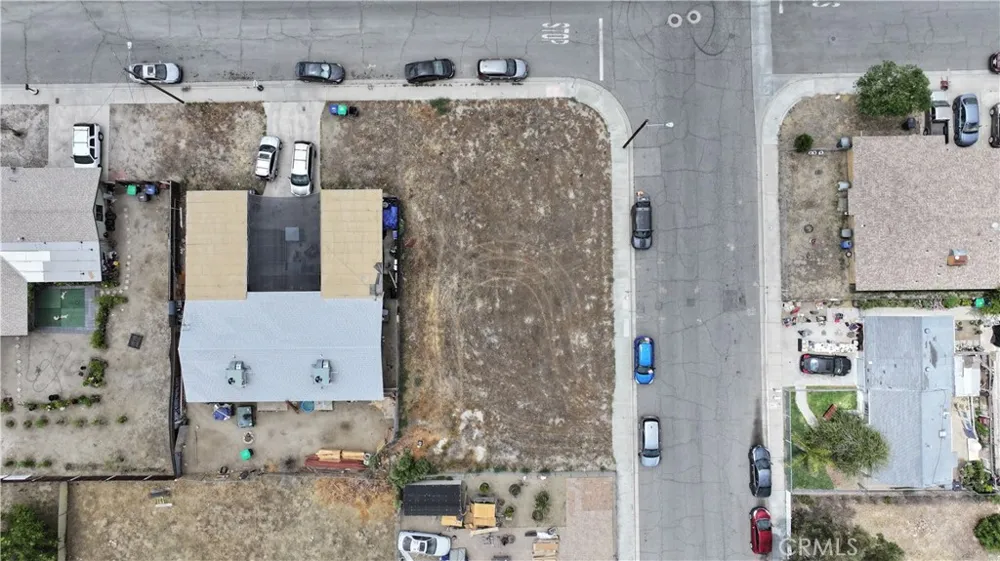 8 S Alessandro Avenue San Jacinto, CA 92583