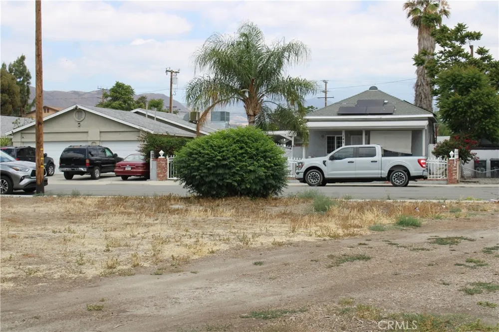 20 Algona Avenue San Jacinto, CA 92583