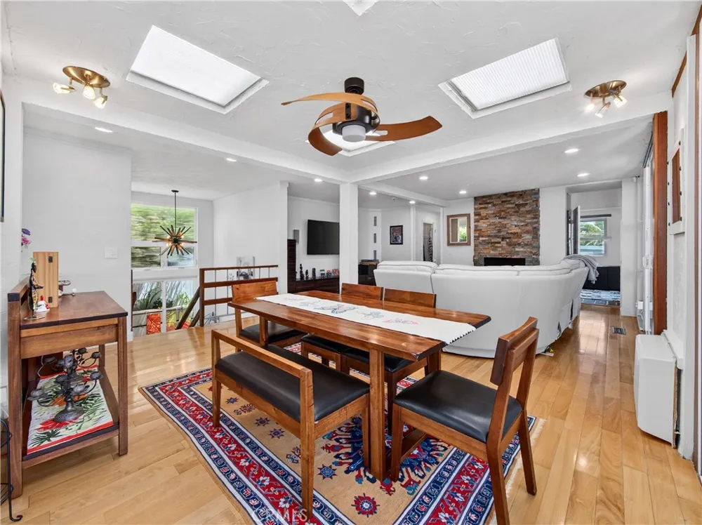 1080 Noria Laguna Beach, CA 92651