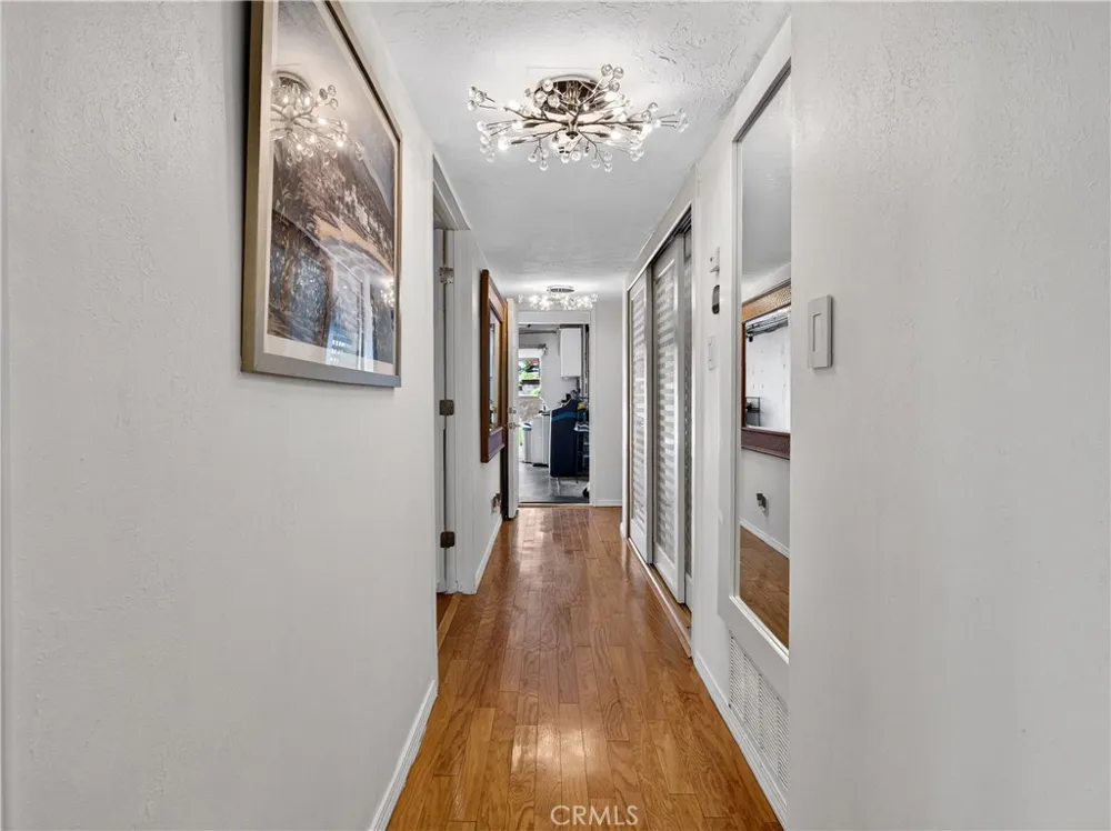 1080 Noria Laguna Beach, CA 92651