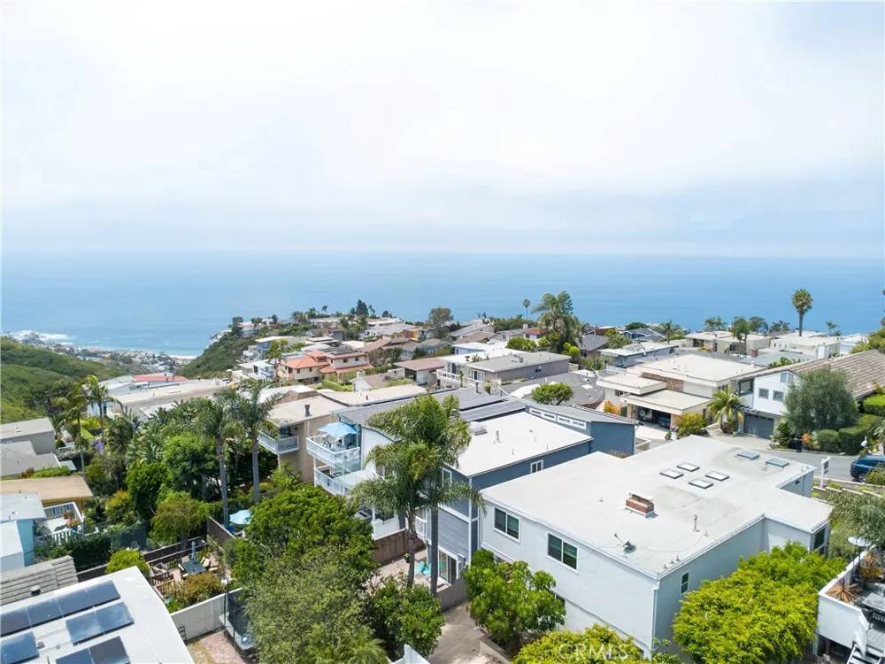1080 Noria Laguna Beach, CA 92651