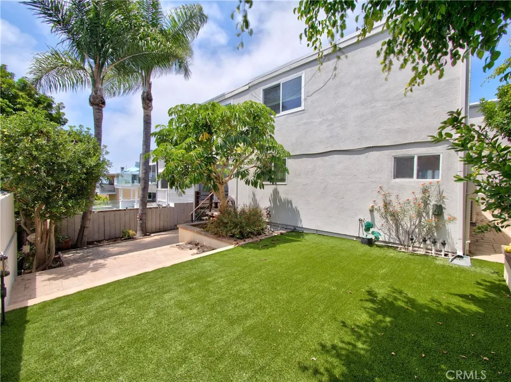 1080 Noria Laguna Beach, CA 92651
