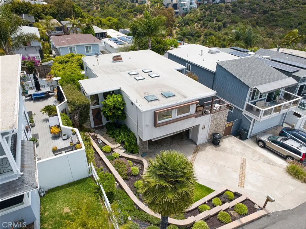 1080 Noria Laguna Beach, CA 92651