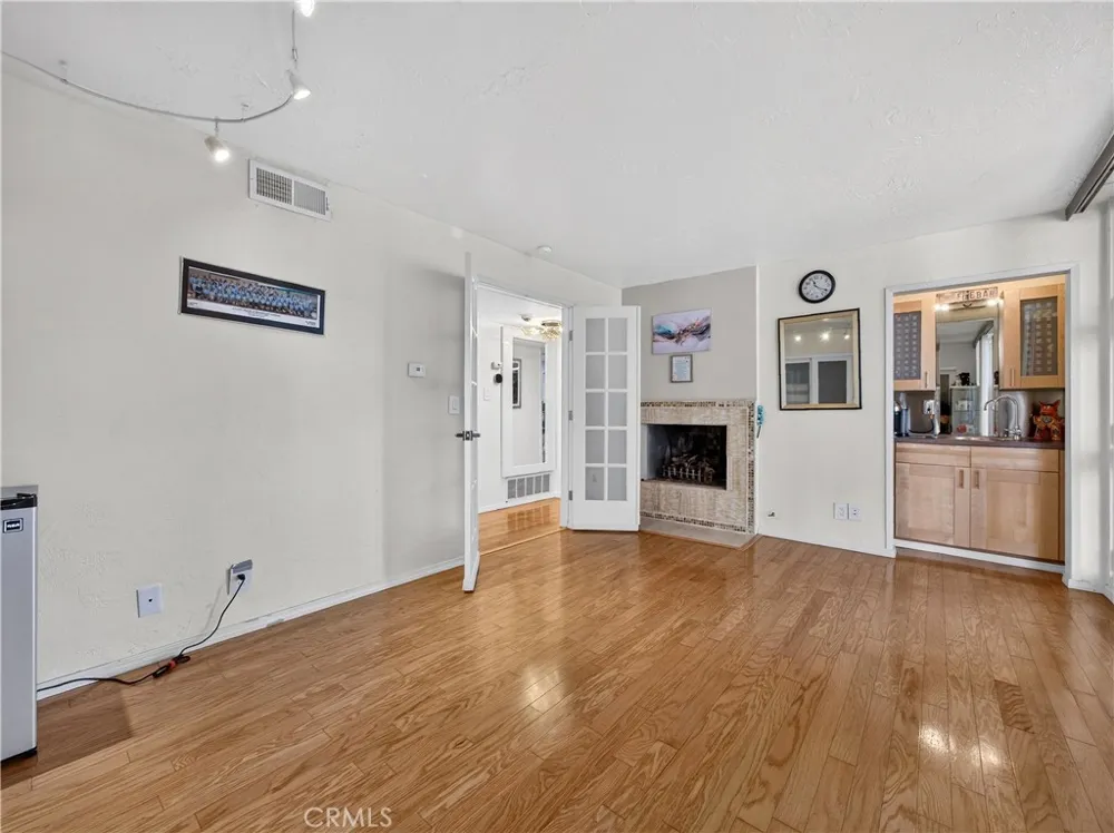 1080 Noria Laguna Beach, CA 92651