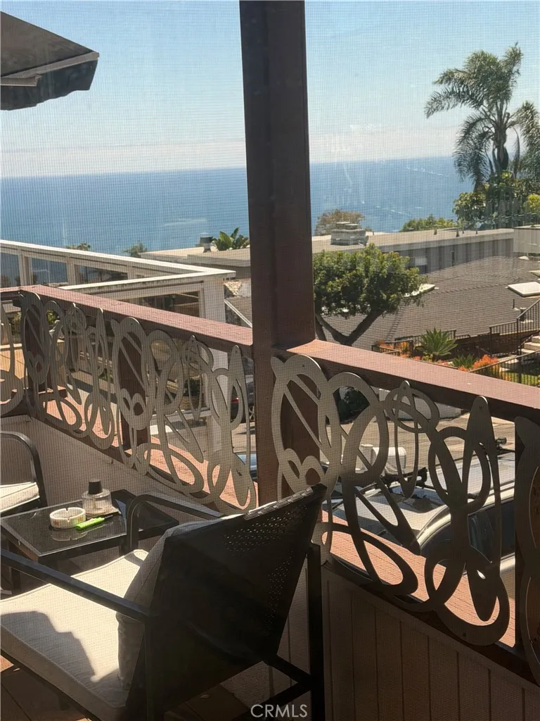 1080 Noria Laguna Beach, CA 92651