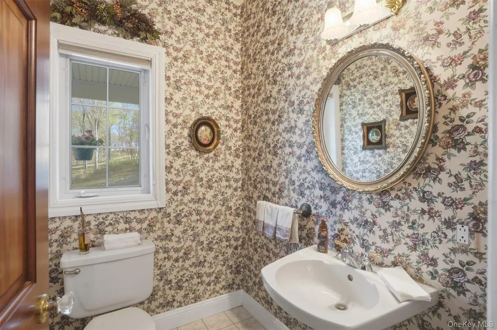 17 Skyview Lane Mahopac, NY 10541