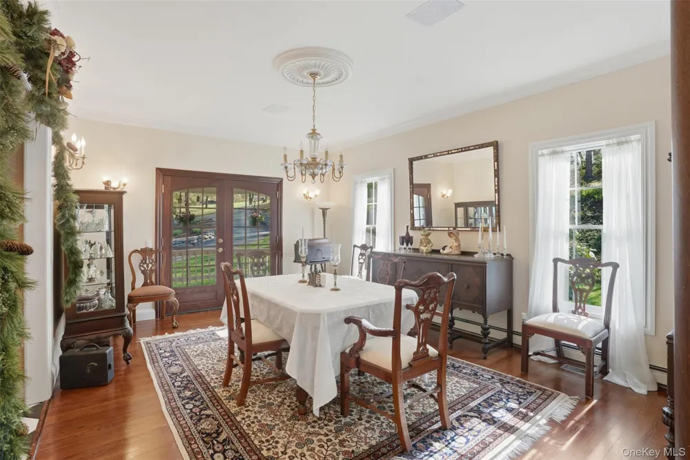 17 Skyview Lane Mahopac, NY 10541