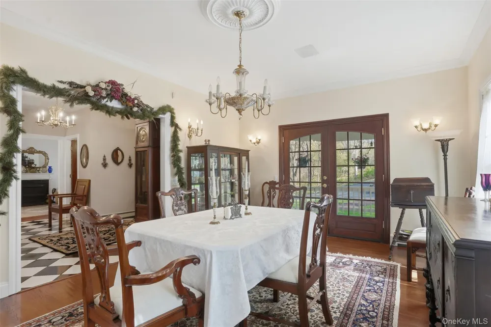 17 Skyview Lane Mahopac, NY 10541