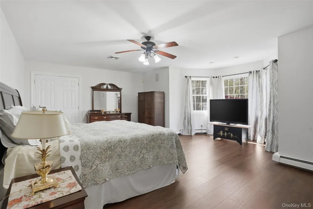 17 Skyview Lane Mahopac, NY 10541