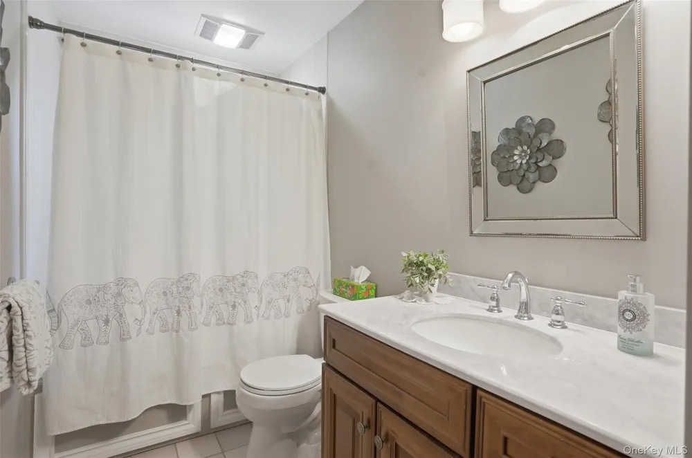 17 Skyview Lane Mahopac, NY 10541