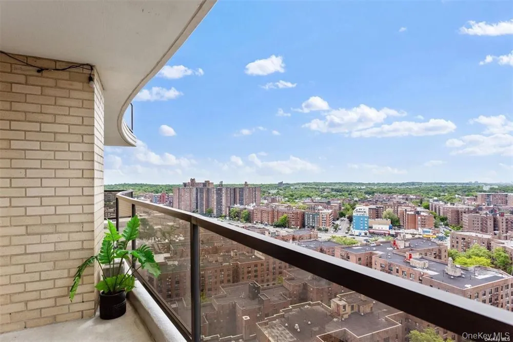 102-30 66 ROAD #25E Forest Hills, NY 11375
