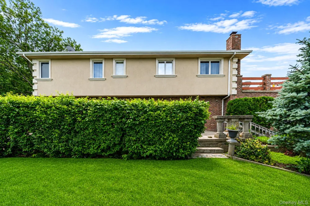 296 Longneck Boulevard Flanders, NY 11901