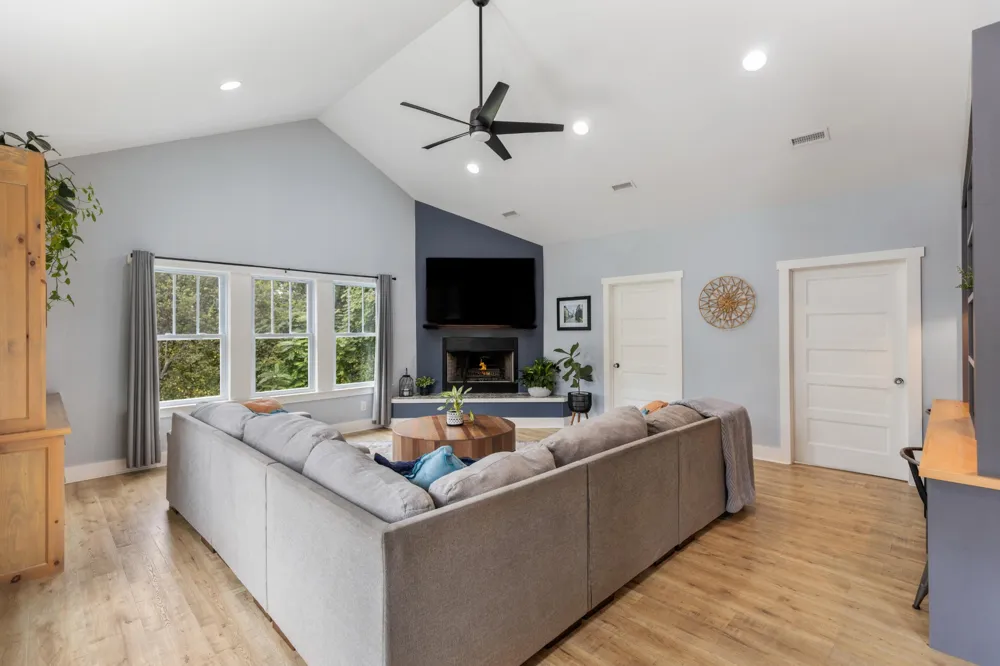 621 Highland Avenue NW Cleveland, TN 37311