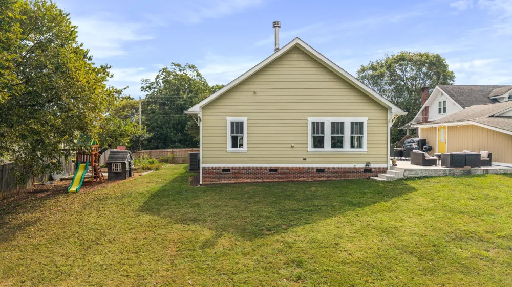 621 Highland Avenue NW Cleveland, TN 37311