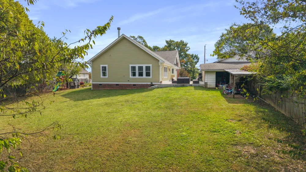 621 Highland Avenue NW Cleveland, TN 37311